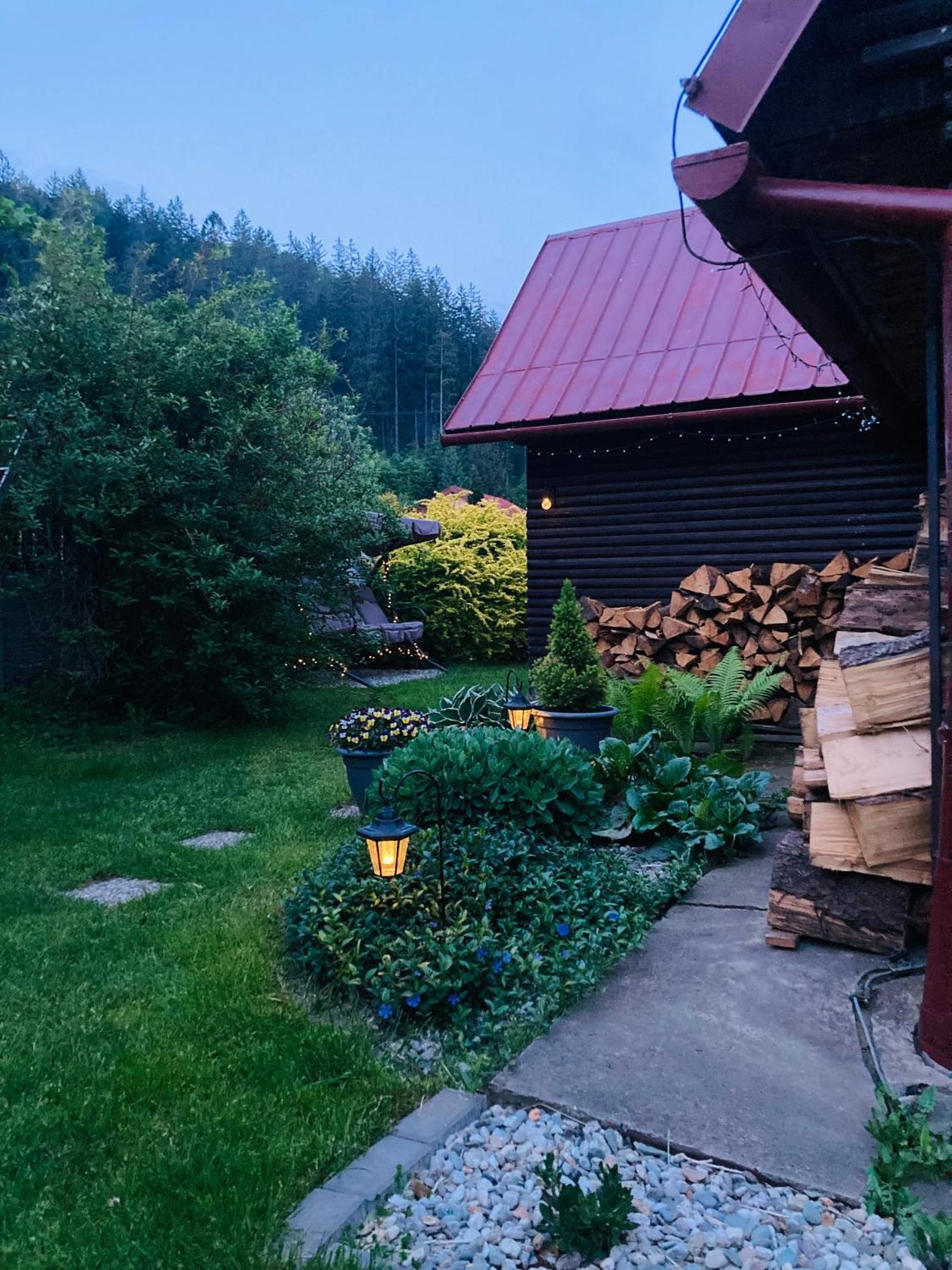 Utulna Chaloupka Na Valassku Valašská Bystřice Esterno foto
